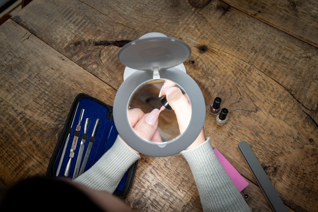 Daylight Halo Go 2 Portable Lamp